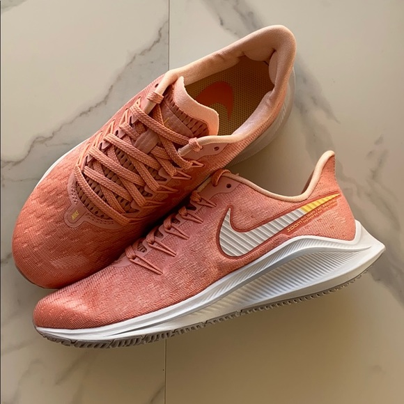 NWT Nike Air Zoom Vomero 14 running sneakers shoes - Picture 3 of 7